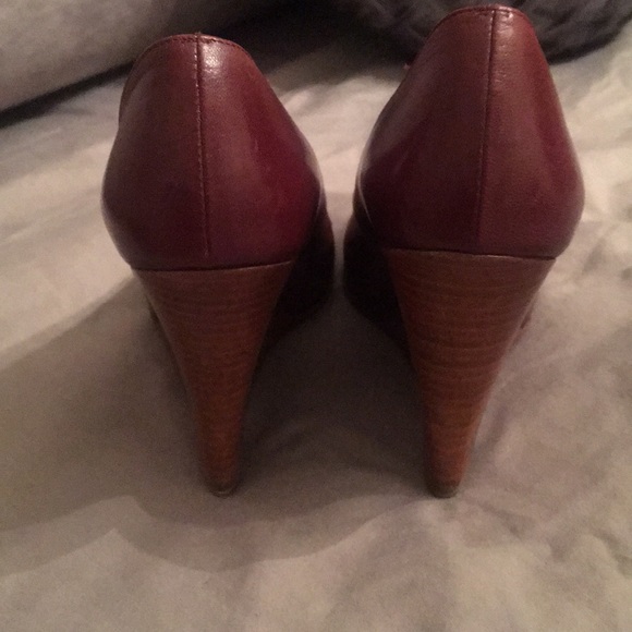 Christian Louboutin Wedge - Picture 3 of 4